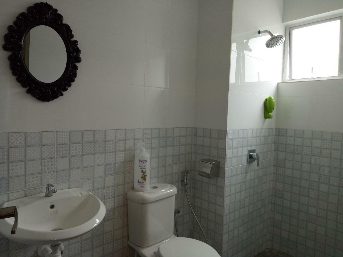 Icolor Home & Stay Ch1 ตานาห์ราตา ภายนอก รูปภาพ
