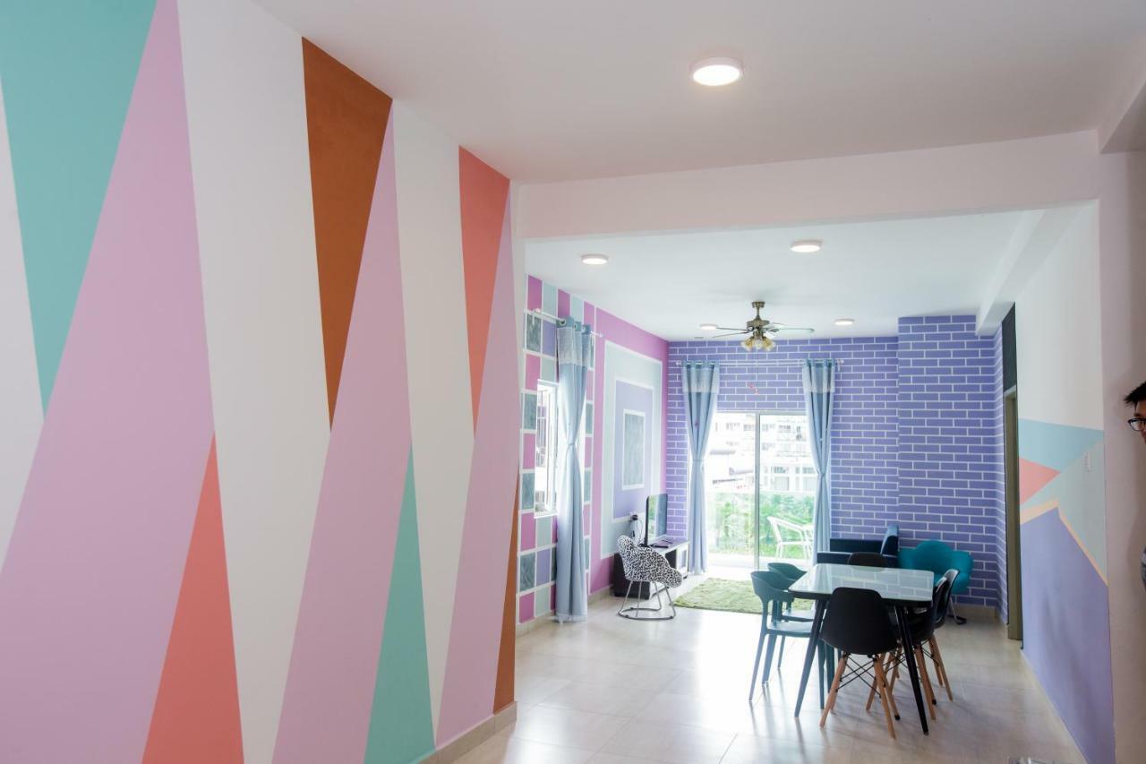 Icolor Home & Stay Ch1 ตานาห์ราตา ภายนอก รูปภาพ