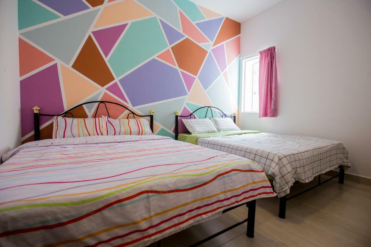 Icolor Home & Stay Ch1 ตานาห์ราตา ภายนอก รูปภาพ