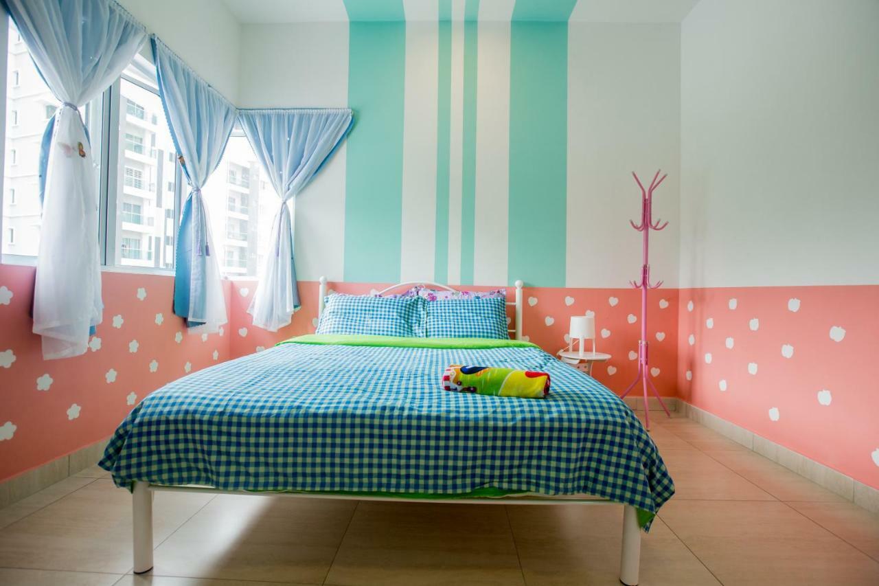 Icolor Home & Stay Ch1 ตานาห์ราตา ภายนอก รูปภาพ
