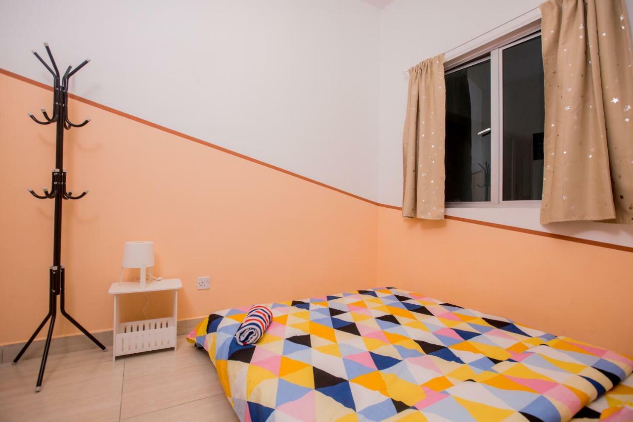 Icolor Home & Stay Ch1 ตานาห์ราตา ภายนอก รูปภาพ